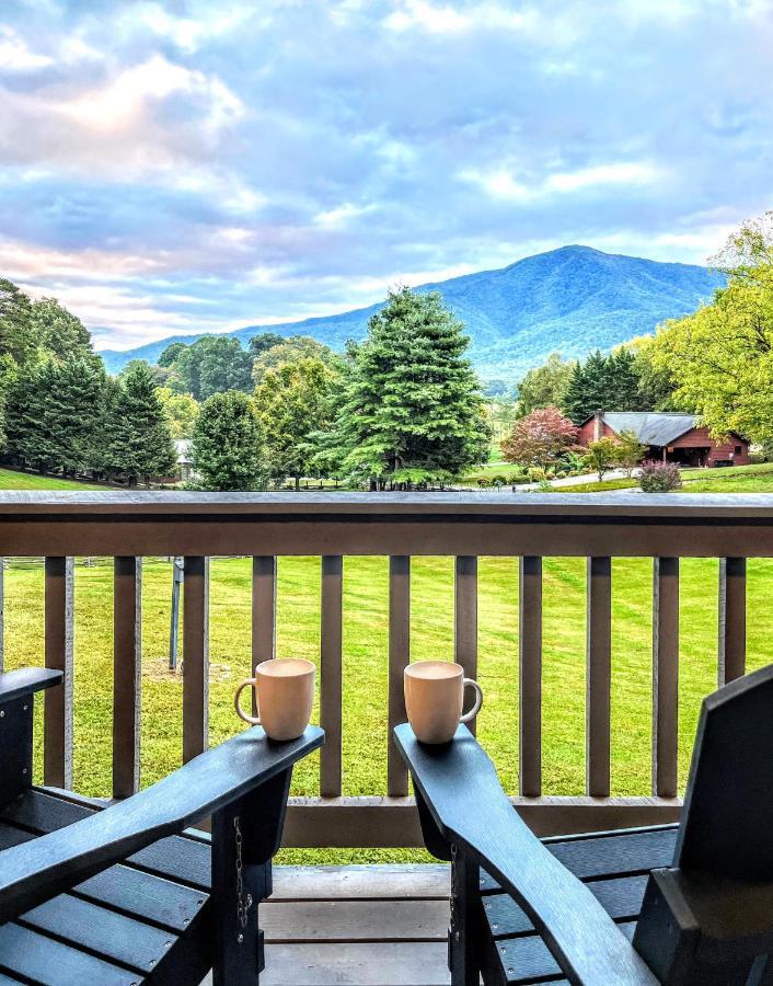 Ole Smoky Bnb - Game Room, Hot Tub, Mtn Views! Pigeon Forge Esterno foto
