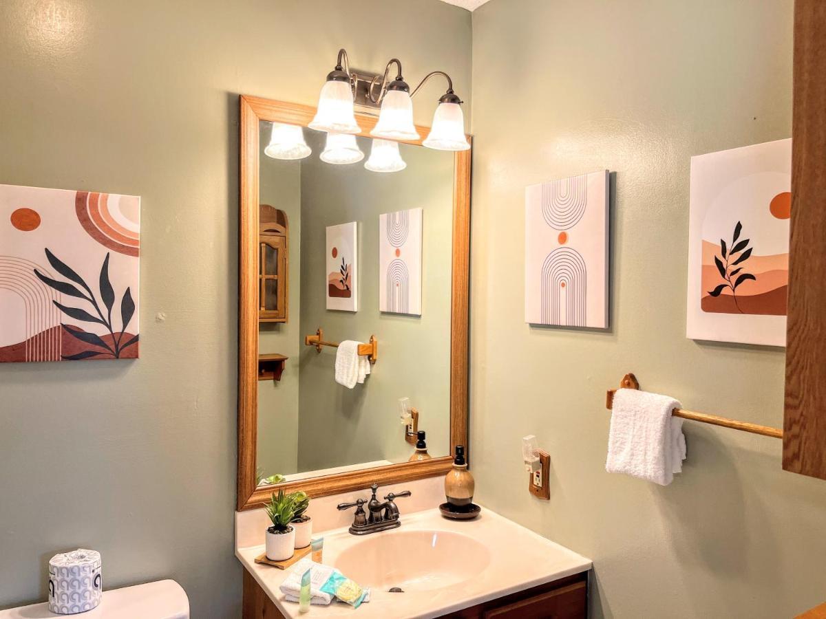 Ole Smoky Bnb - Game Room, Hot Tub, Mtn Views! Pigeon Forge Esterno foto