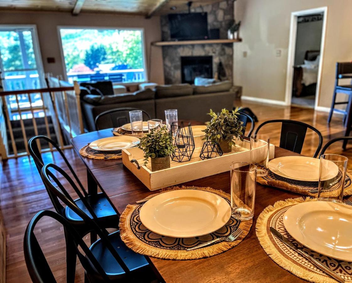Ole Smoky Bnb - Game Room, Hot Tub, Mtn Views! Pigeon Forge Esterno foto