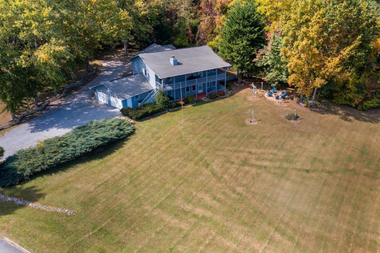 Ole Smoky Bnb - Game Room, Hot Tub, Mtn Views! Pigeon Forge Esterno foto